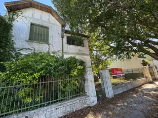 Oportunidad Casa a Refaccionar Emprendimiento Inmobiliario foto 2