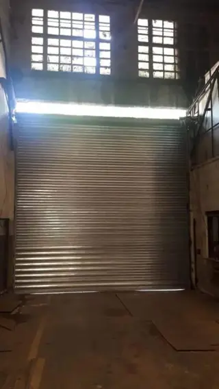 Venta de galpón industrial en Villa Martelli foto 4