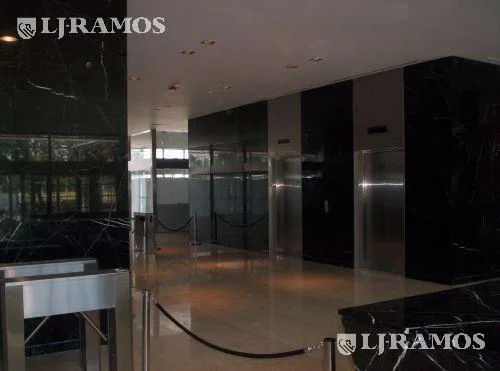 Alquiler de oficina en Olivos foto 5