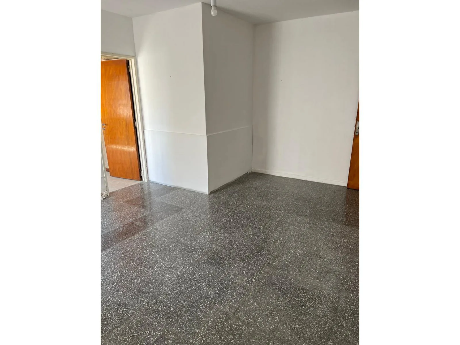 Dpto 2 amb muy luminoso, 2do piso por escalera foto 5