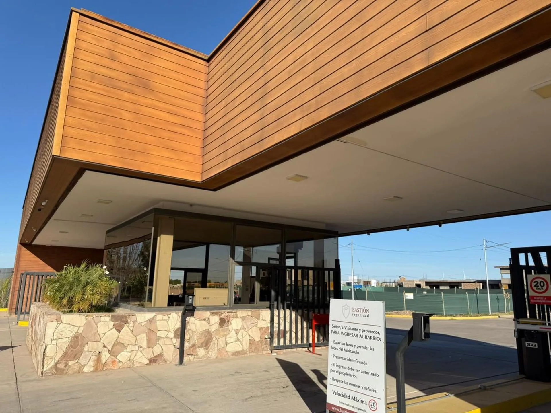 Venta de lotes B° privado La Quebrada- Lujan foto 5