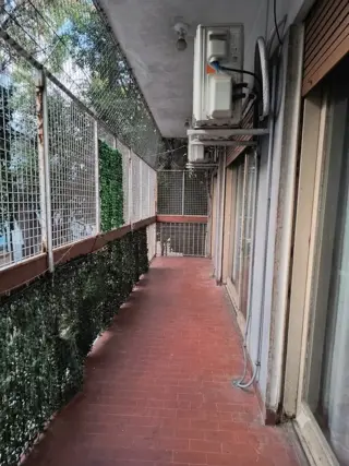 VENTA!!! Oportunidad * 4 ambtes c/cochera a refaccionar foto 3