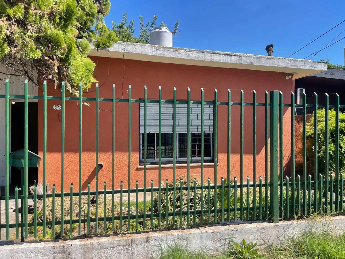 CASA EN VENTA, 4 AMB, JOSE C PAZ foto 2