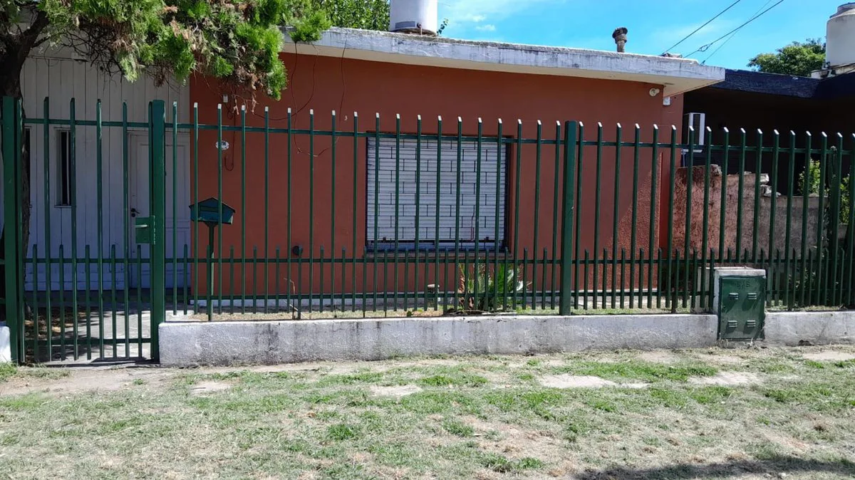 CASA EN VENTA, 4 AMB, JOSE C PAZ foto 4