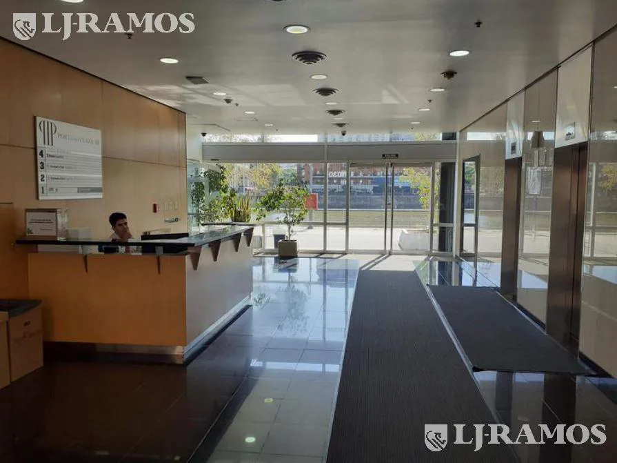 Alquiler de oficina de 131 m2 en Puerto Madero foto 3
