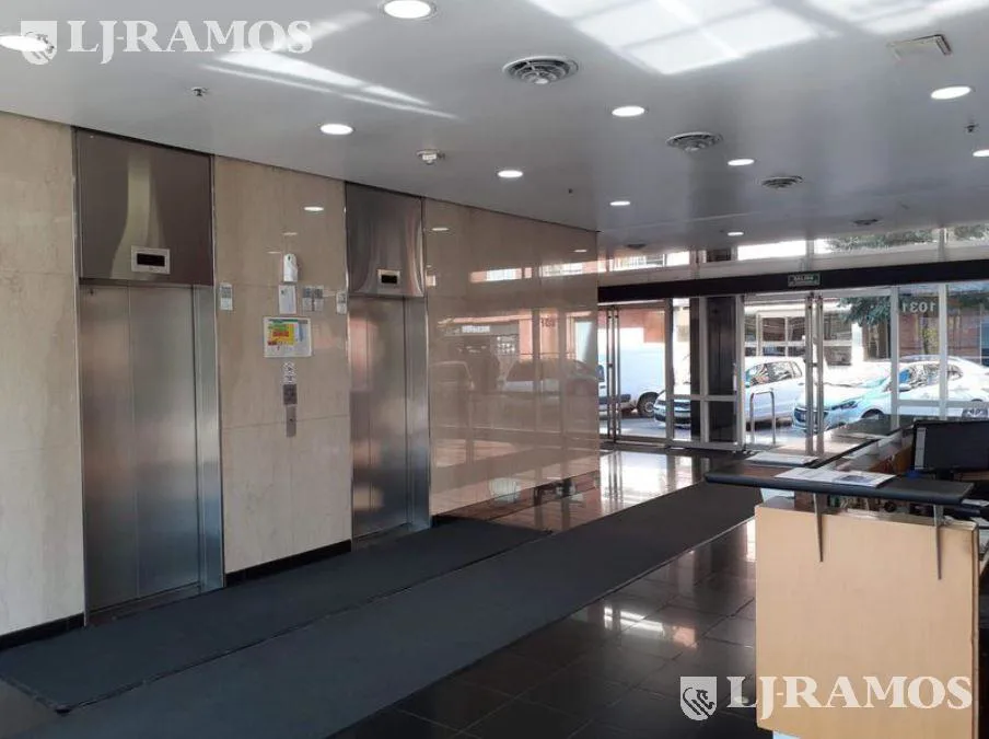 Alquiler de oficina de 131 m2 en Puerto Madero foto 4