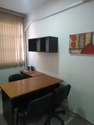 Retasado Venta Oficina Escritura z/Tribunales I en Centro U$S27.000. foto 5