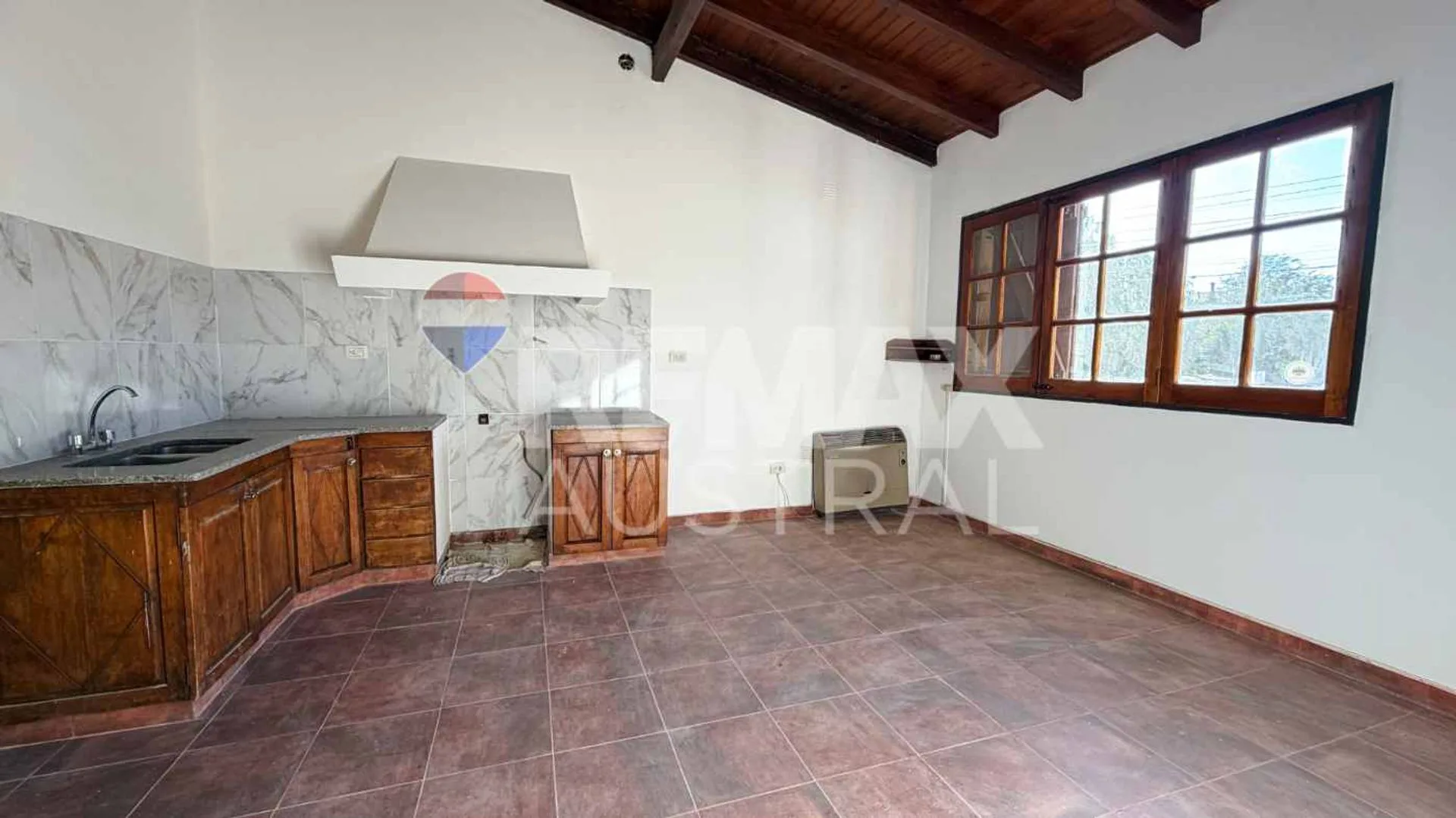 CASA de 3 DORMITORIOS BARRIO PUEYRREDÓN foto 5
