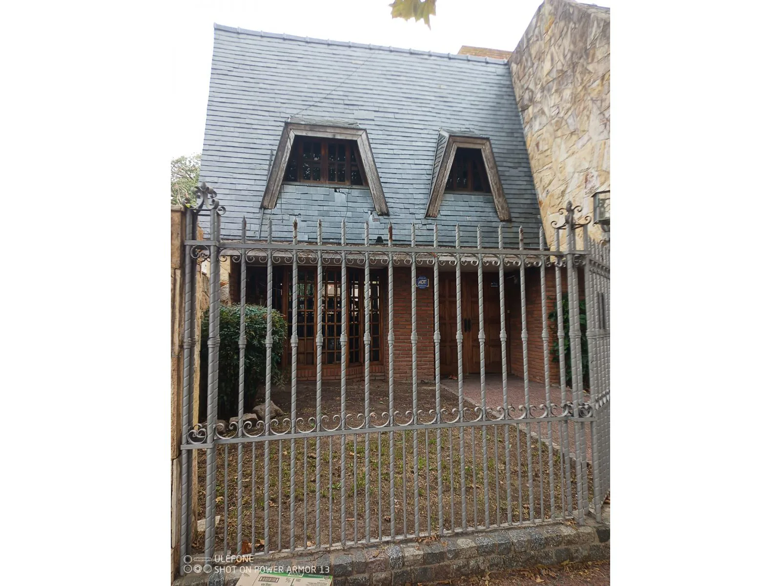 Atención!!!! Inversores!!! Casa en venta en zona Estratégica y Con Gran Potencial foto 2