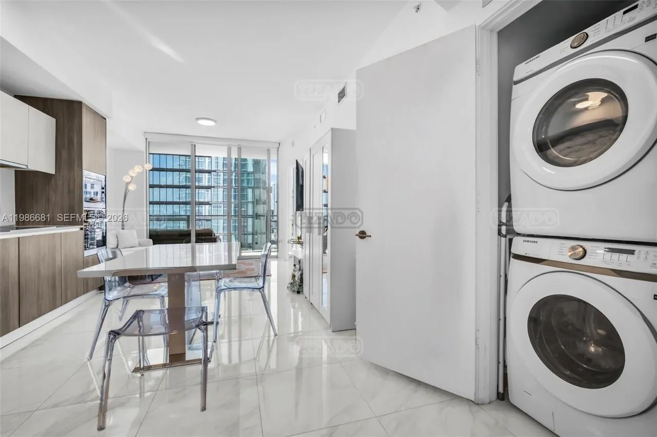 2900 NE 7th Ave #1408 2900 foto 2