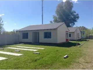 CASA TRES AMBIENTES A ESTRENAR-APTA CREDITO BANCARIO!!!PARQUE ALVEAR II.TORTUG foto 1