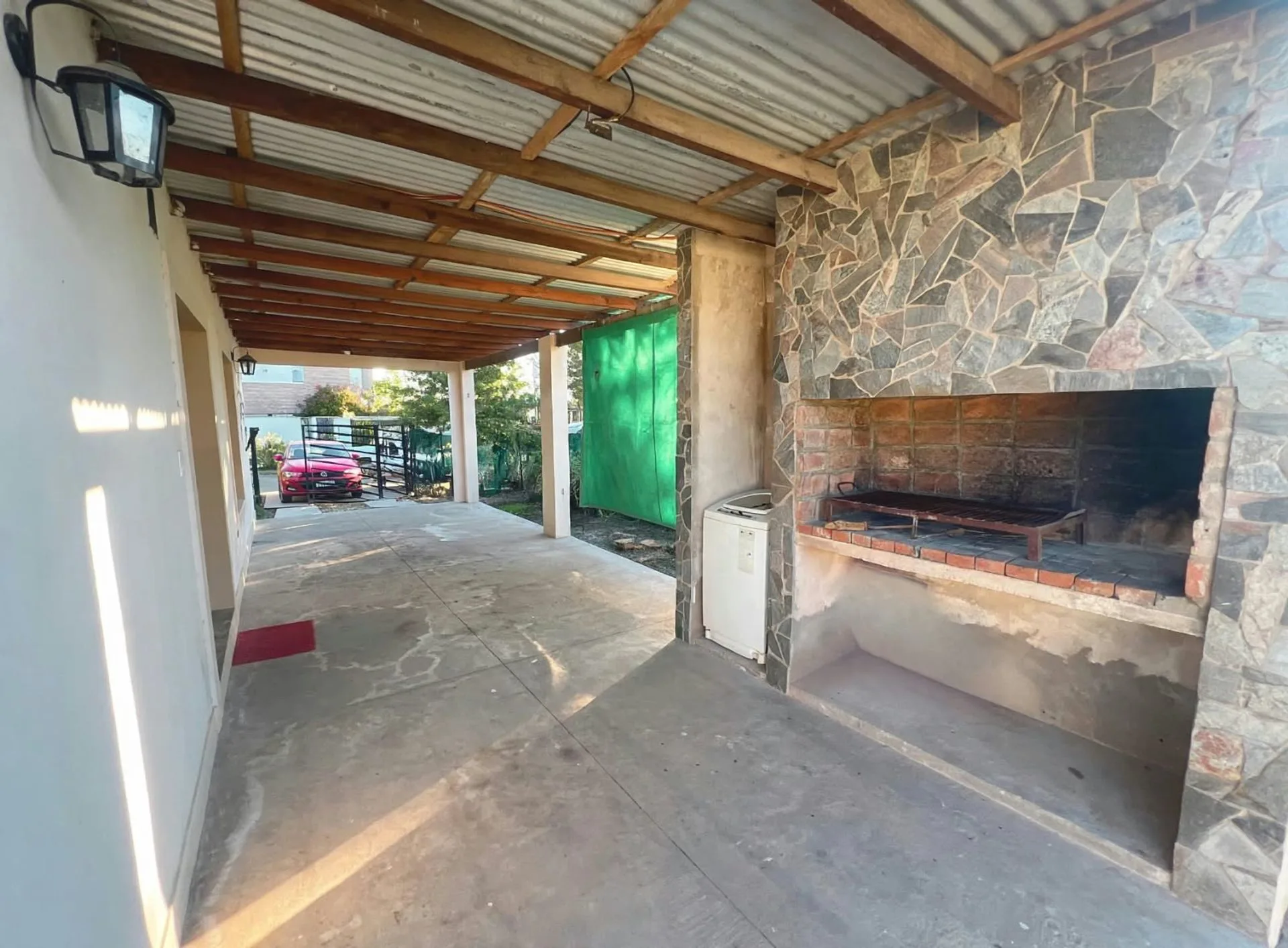 venta de casa de 3 dormitorios en roldan foto 2