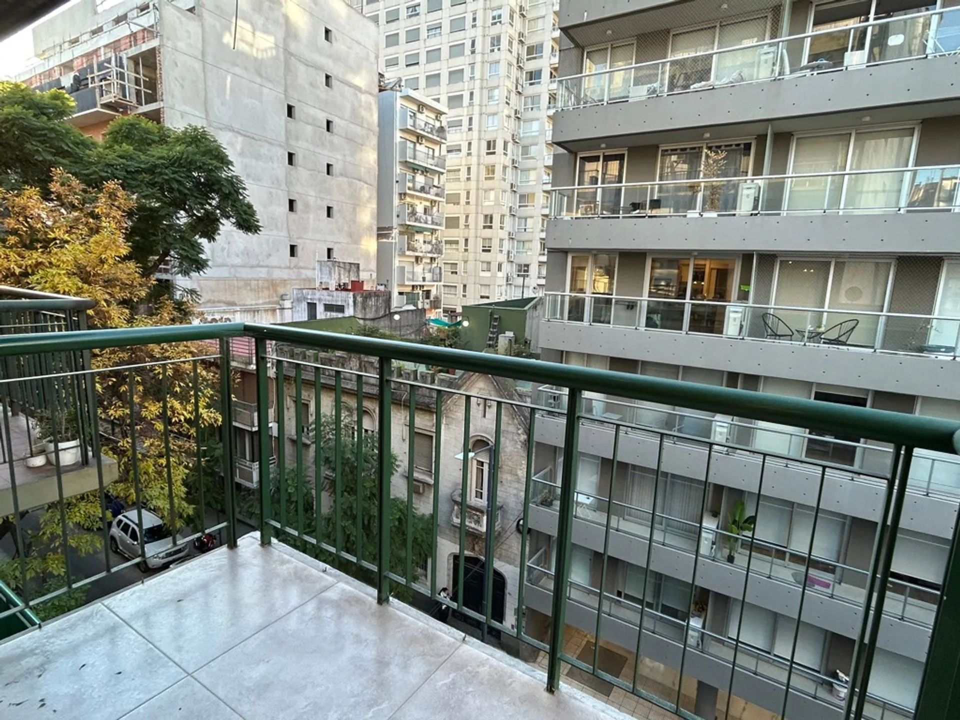 Monoambiente al frente-Balcón- Baulera-Recoleta foto 3