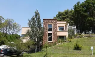 Excelente casa en zona tridente con terraza, quincho y garage.. Casa en Venta. foto 5