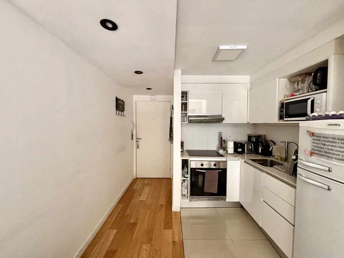 DEPARTAMENTO DE 2 AMBIENTES CON COCHERA – RECOLETA foto 3
