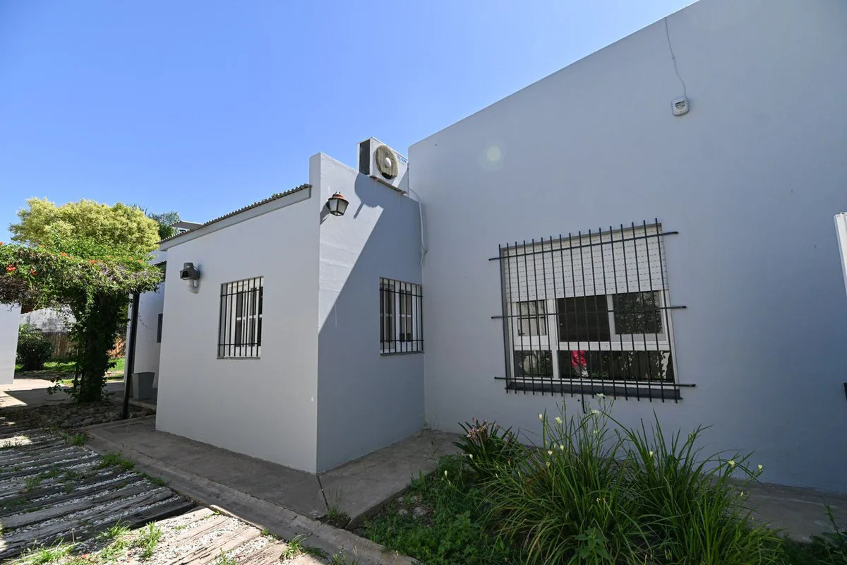 Hermosa Casa Antigua en el Centro de Venado Tuerto foto 5