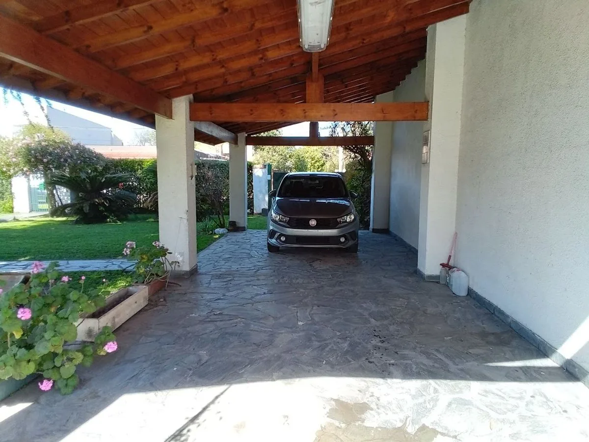 VENTA CASA 6 AMBIENTES JARDIN DEL VISO PILAR foto 5