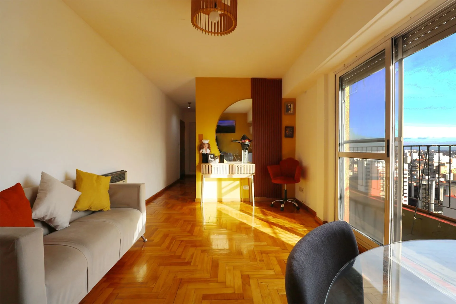 Venta  Dpto 3 Amb con Balcón Terraza en Flores foto 2