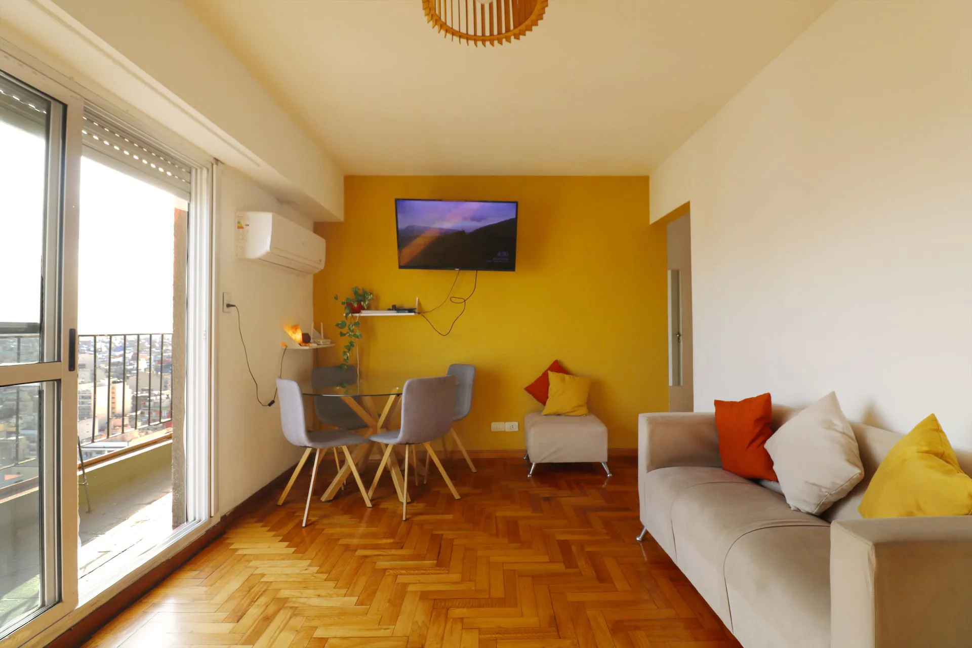 Venta  Dpto 3 Amb con Balcón Terraza en Flores foto 5