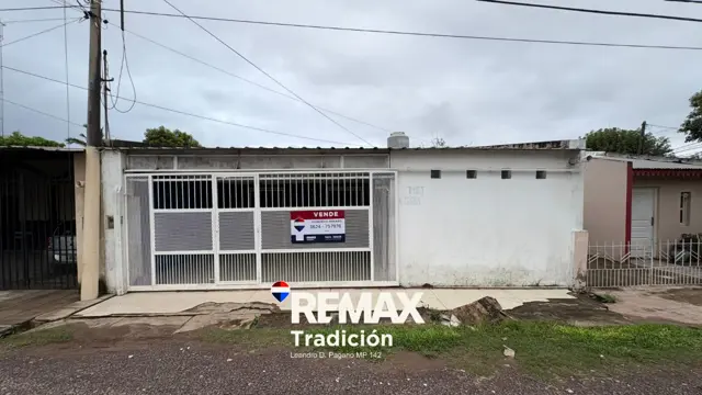 CASA 3 DORMITORIOS -VENTA RESISTENCIA CON COCHERA