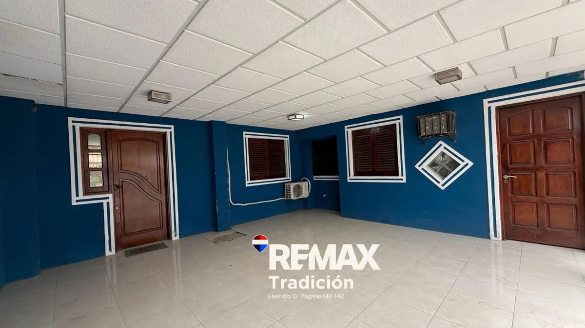 CASA 3 DORMITORIOS -VENTA RESISTENCIA CON COCHERA foto 2