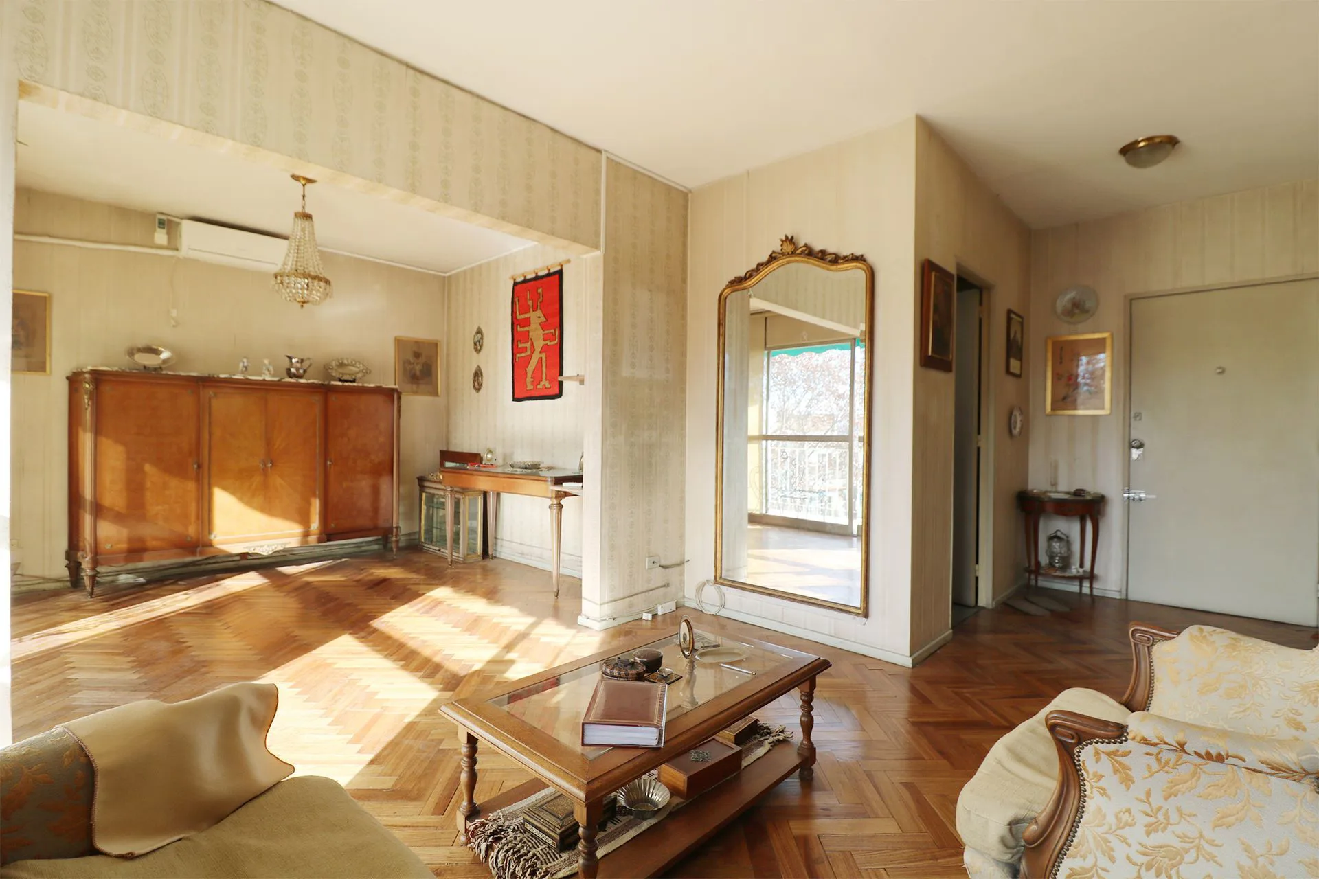 VENTA DEPARTAMENTO 4 AMB C/TOILETTE Y BALCÓN foto 3