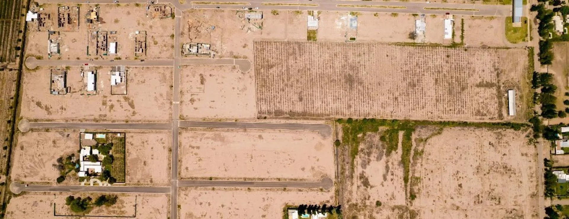 VENTA TERRENO LOTE EN BARRIO PRIVADO EL PORTILLO T foto 4