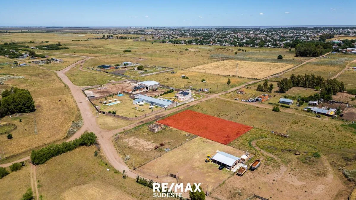 VENTA TERRENO 2600MTS PUNTA ALTA foto 3