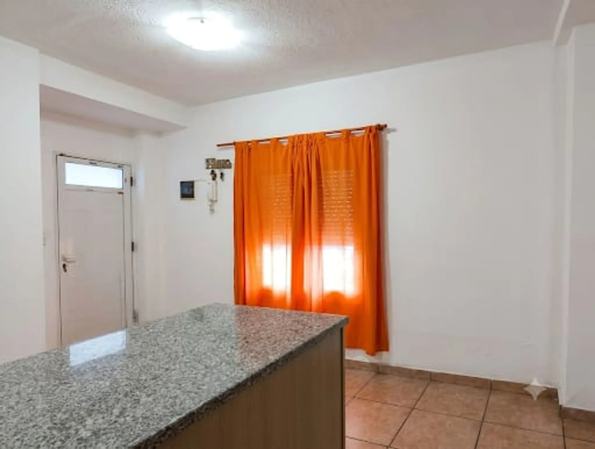 SE VENDE DEPTO CÉNTRICO, 2 AMBIENTES EN CATAMARCA foto 5