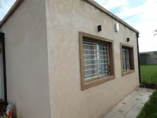 VENDE HERMOSA PROPIEDAD EN ZONA URBANA DE ANDINO DE 3 DORMITORIOS foto 1