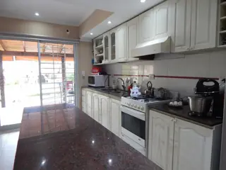 VENDE HERMOSA PROPIEDAD EN ZONA URBANA DE ANDINO DE 3 DORMITORIOS foto 4
