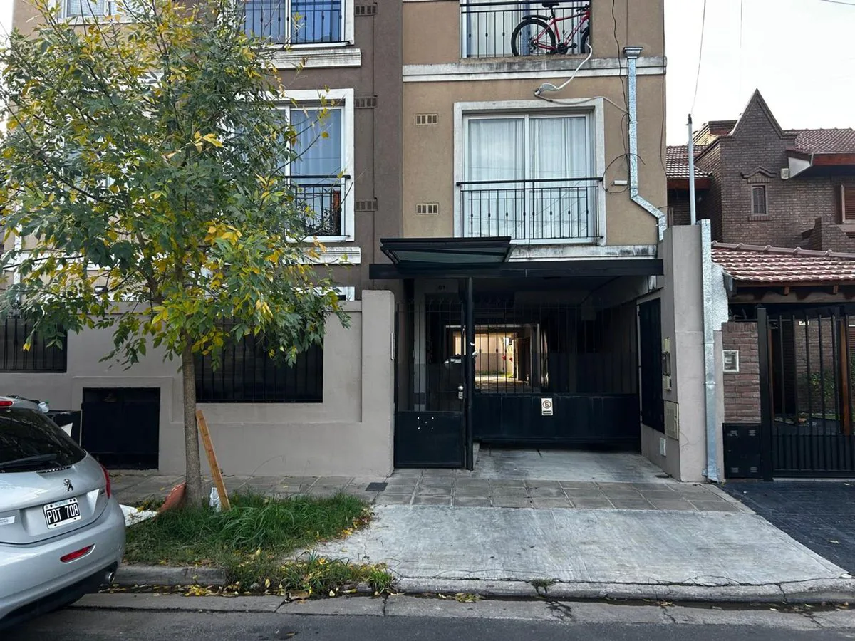 Venta Cochera descubierta en Morón foto 4