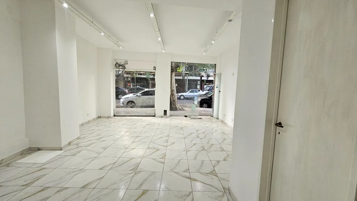 ALQUILER LOCAL COMERCIAL RECOLETA foto 4