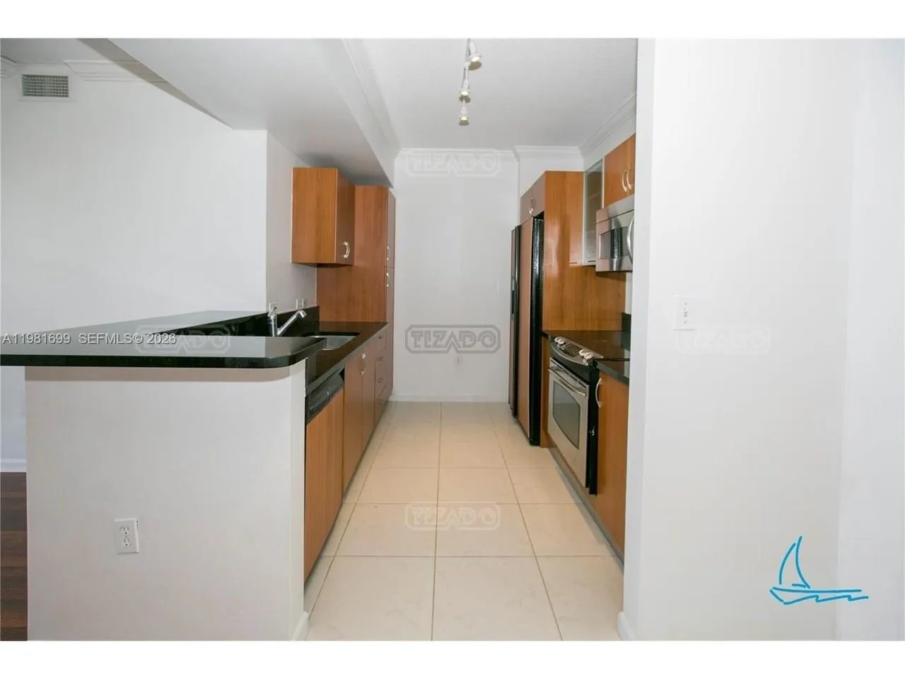 18800 NE 29th Ave #512 18800 foto 2