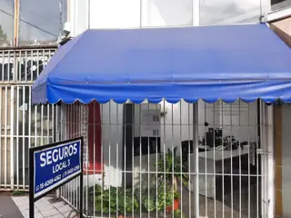 Local Comercial en Ubicación Estratégica ¡Alta Visibilidad y Potencial foto 1