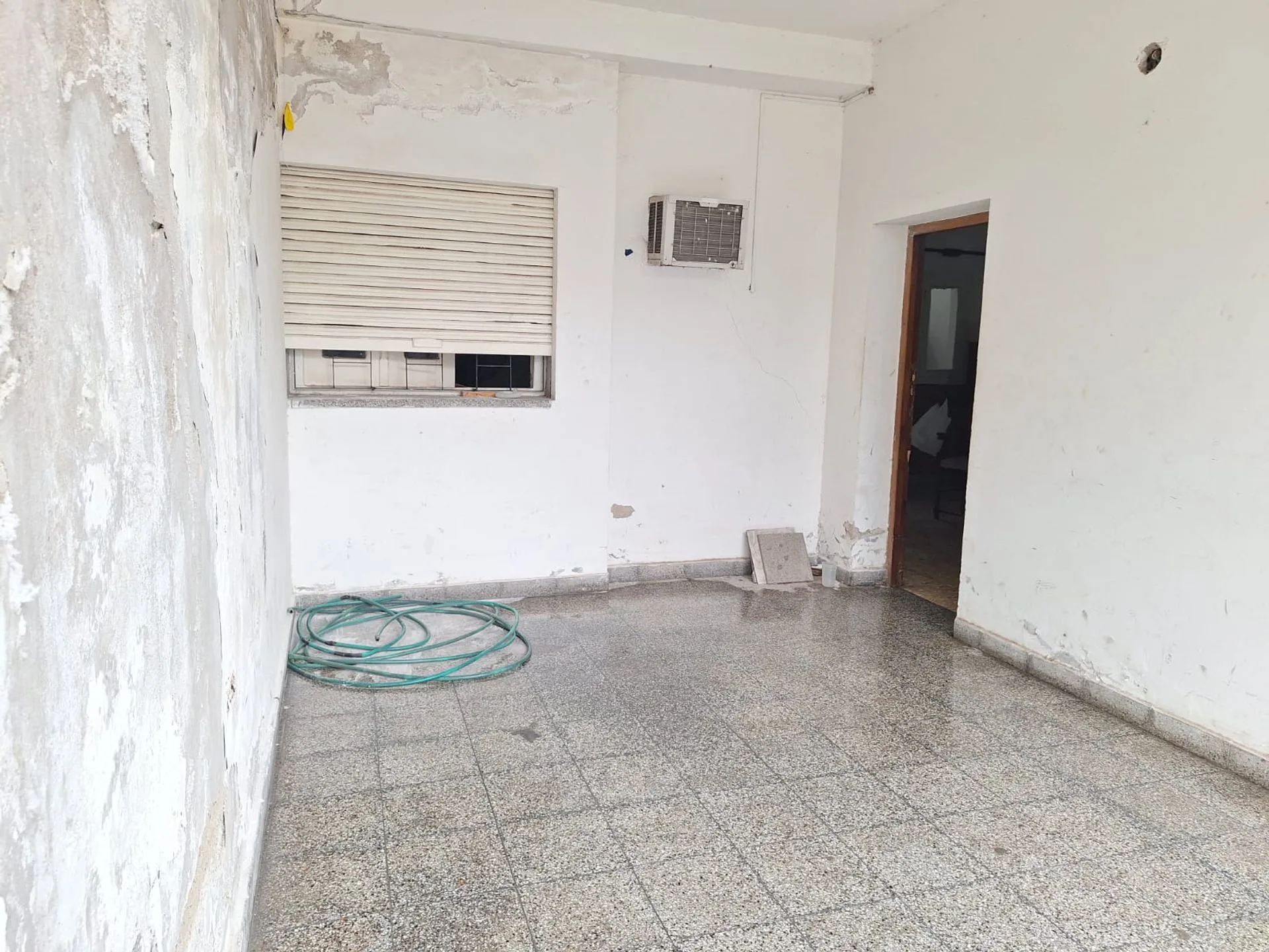 Venta casa a refaccionar Santa Fé y Libertad foto 4