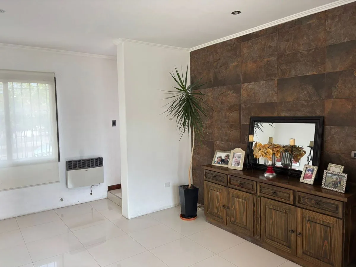 CASA + DEPARTAMENTO, VIVÍ Y GENERÁ INGRESOS foto 5