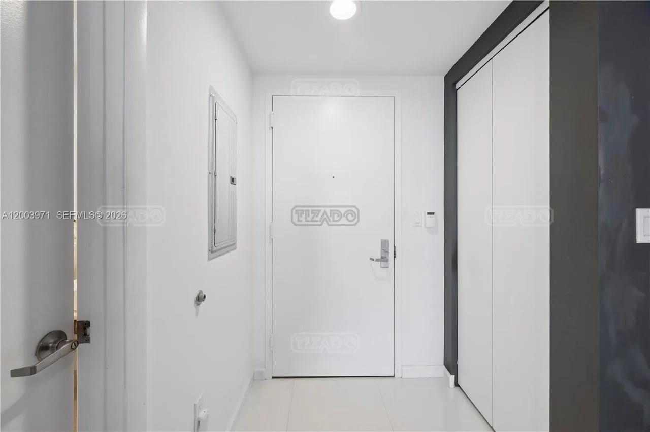 465 Brickell Ave 400 foto 2