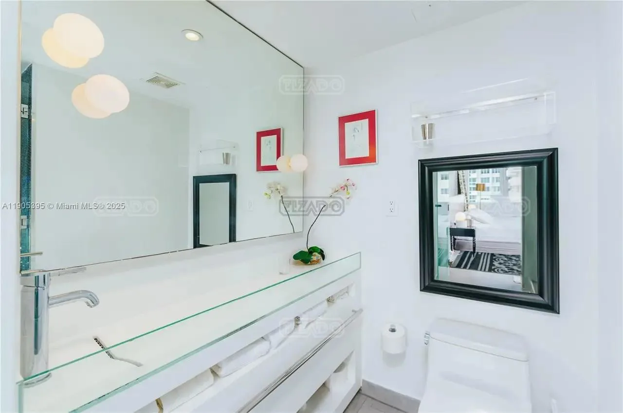 1100 WEST AVE #1004 1100 foto 5