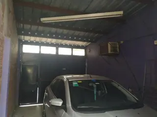 CASA CON LOCAL COMERCIAL Y GARAGE foto 3
