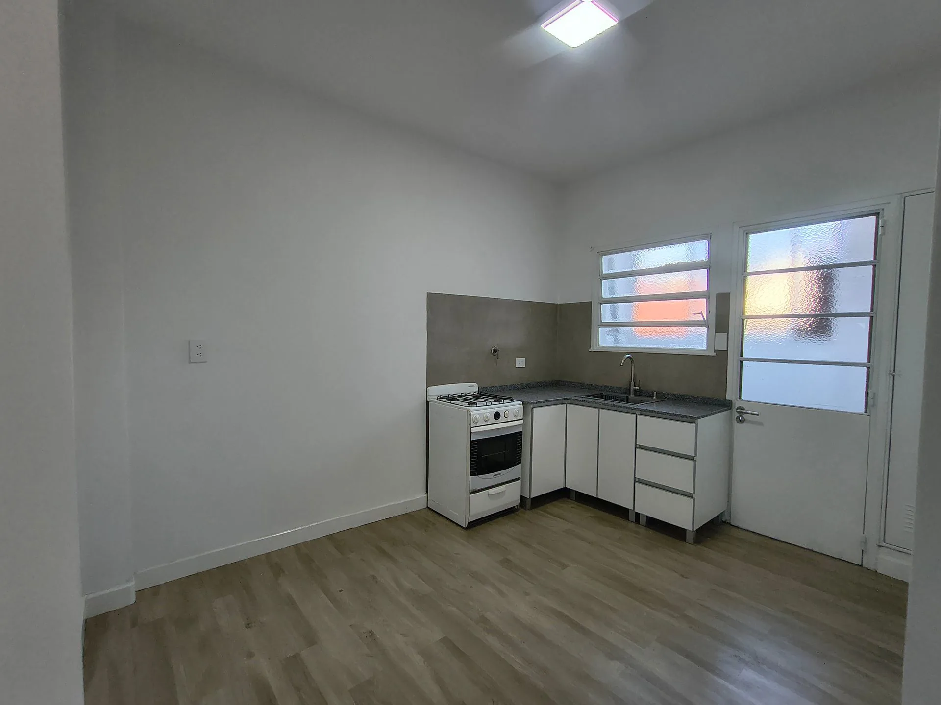DEPTO 3 amb. en VENTA en Villa Pueyrredon C/BALCÓN foto 4