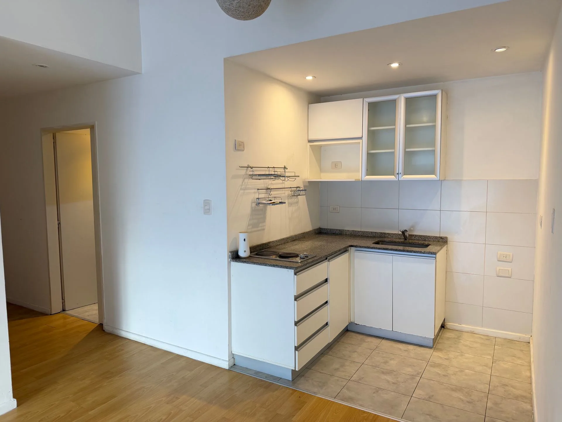 MONOAMB. EN ALQUILER - ARAOZ AL 200 - VILLA CRESPO foto 2