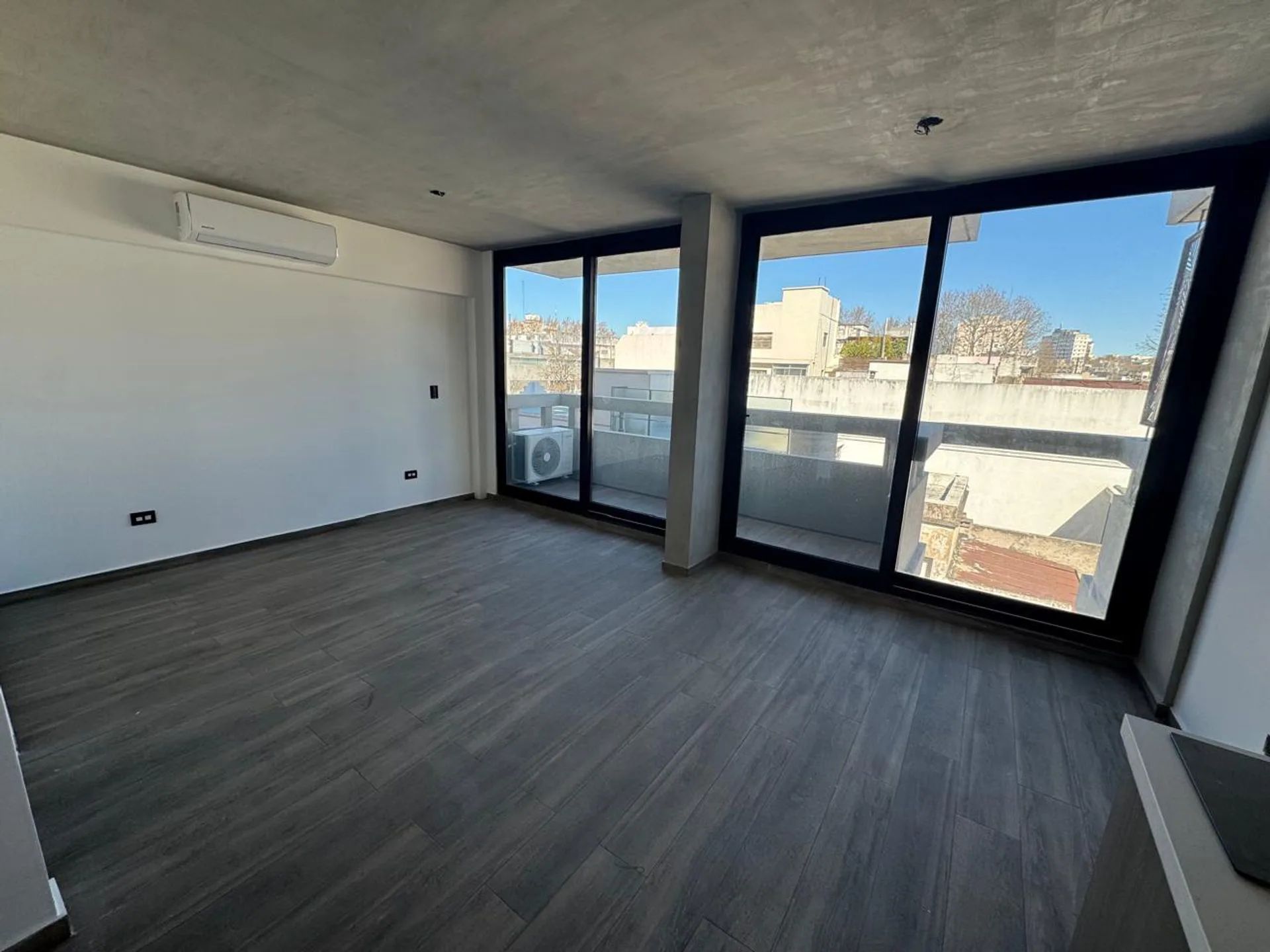 DEPARTAMENTO A ESTRENAR CON BALCON VILLA CRESPO foto 4