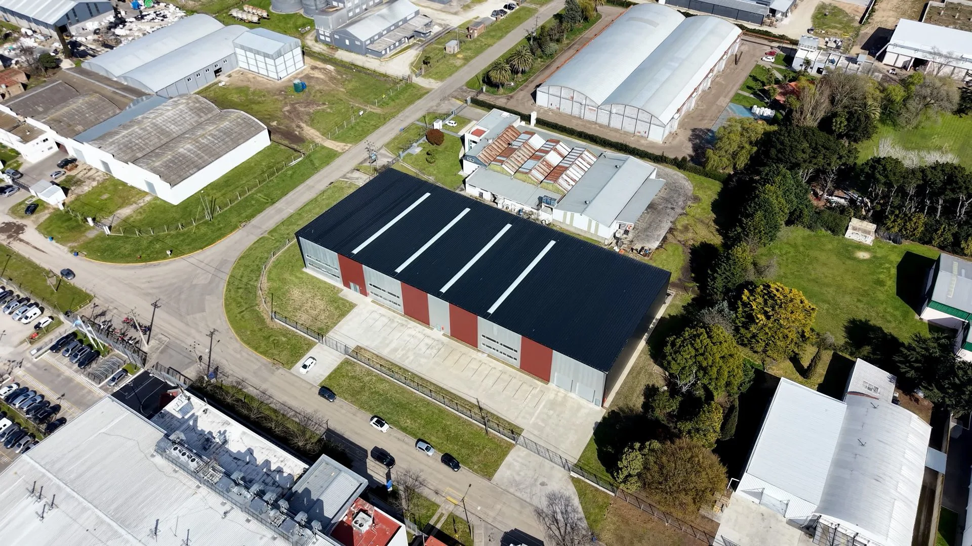 VENTA NAVE PARQUE INDUSTRIAL SAVIO RUTA 88 foto 5