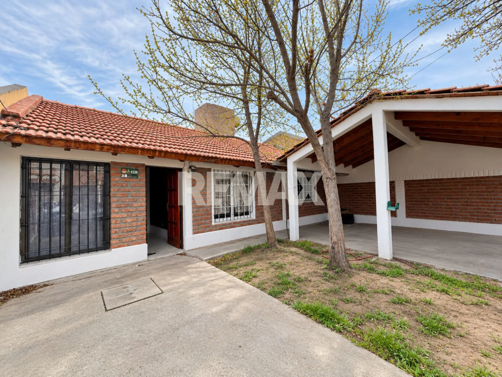 VENTA CASA EN PLANTA BAJA NEUQUEN foto 3