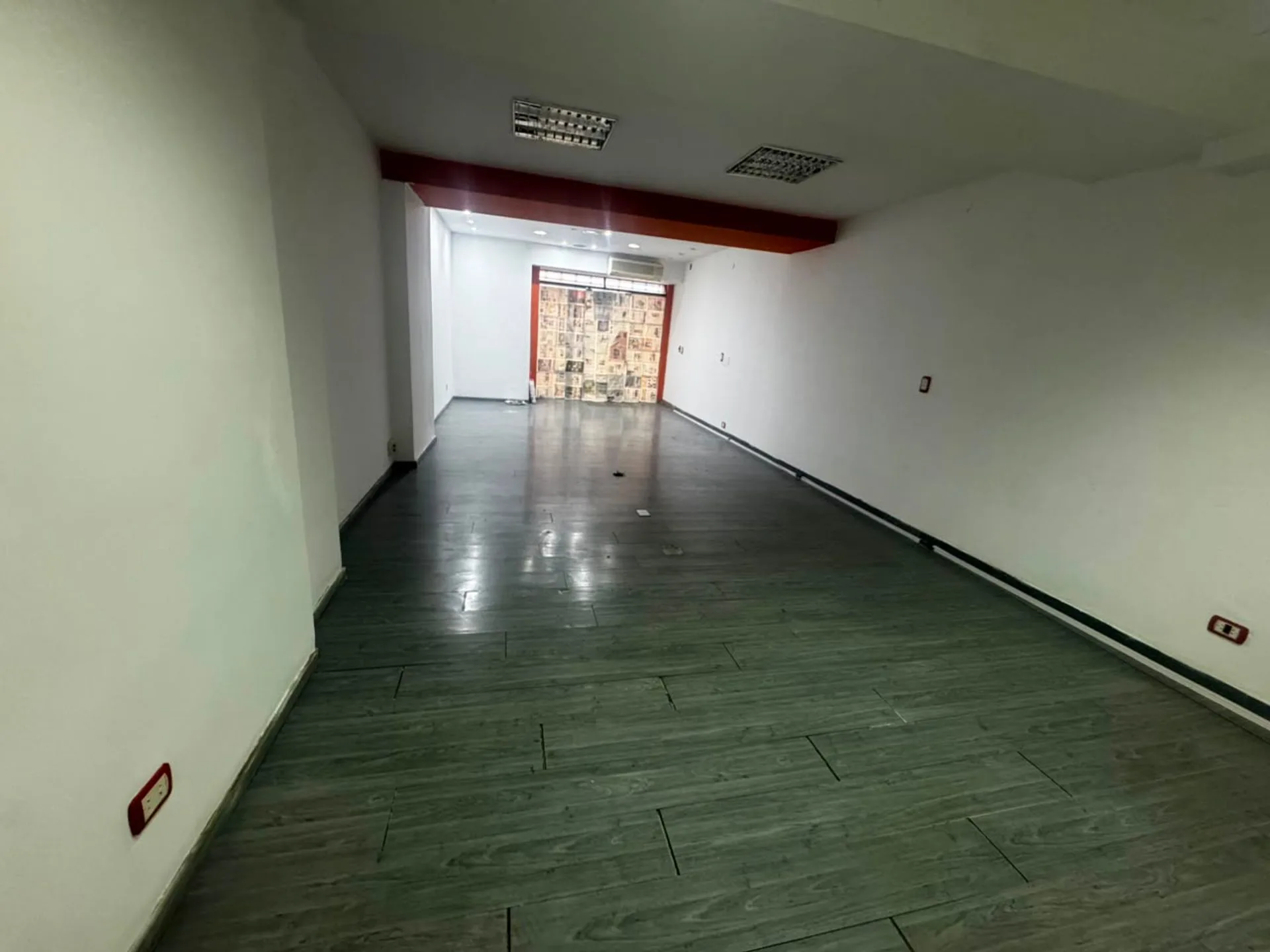 VENTA LOCAL COMERCIAL EN BALVANERA foto 2