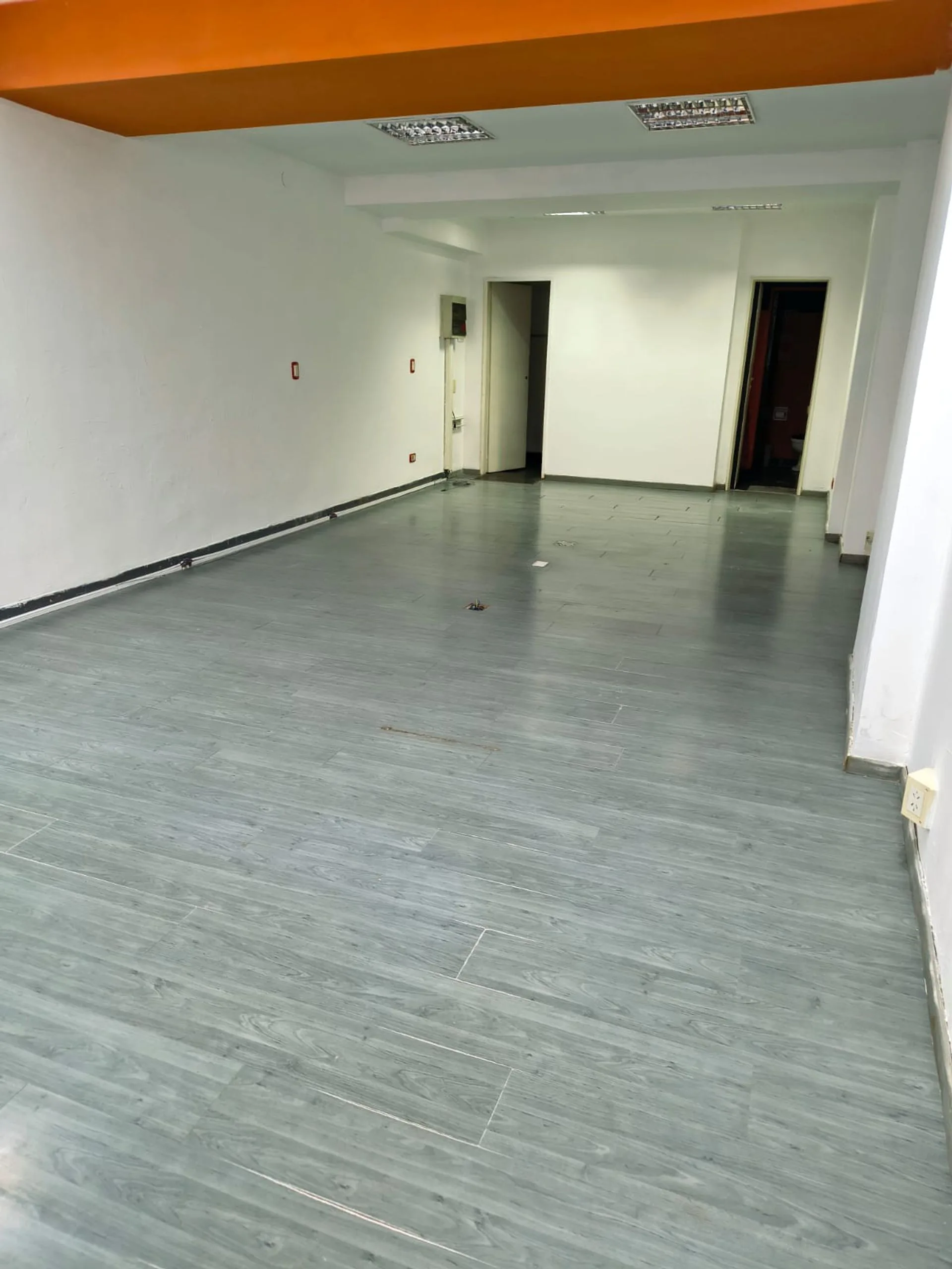VENTA LOCAL COMERCIAL EN BALVANERA foto 3