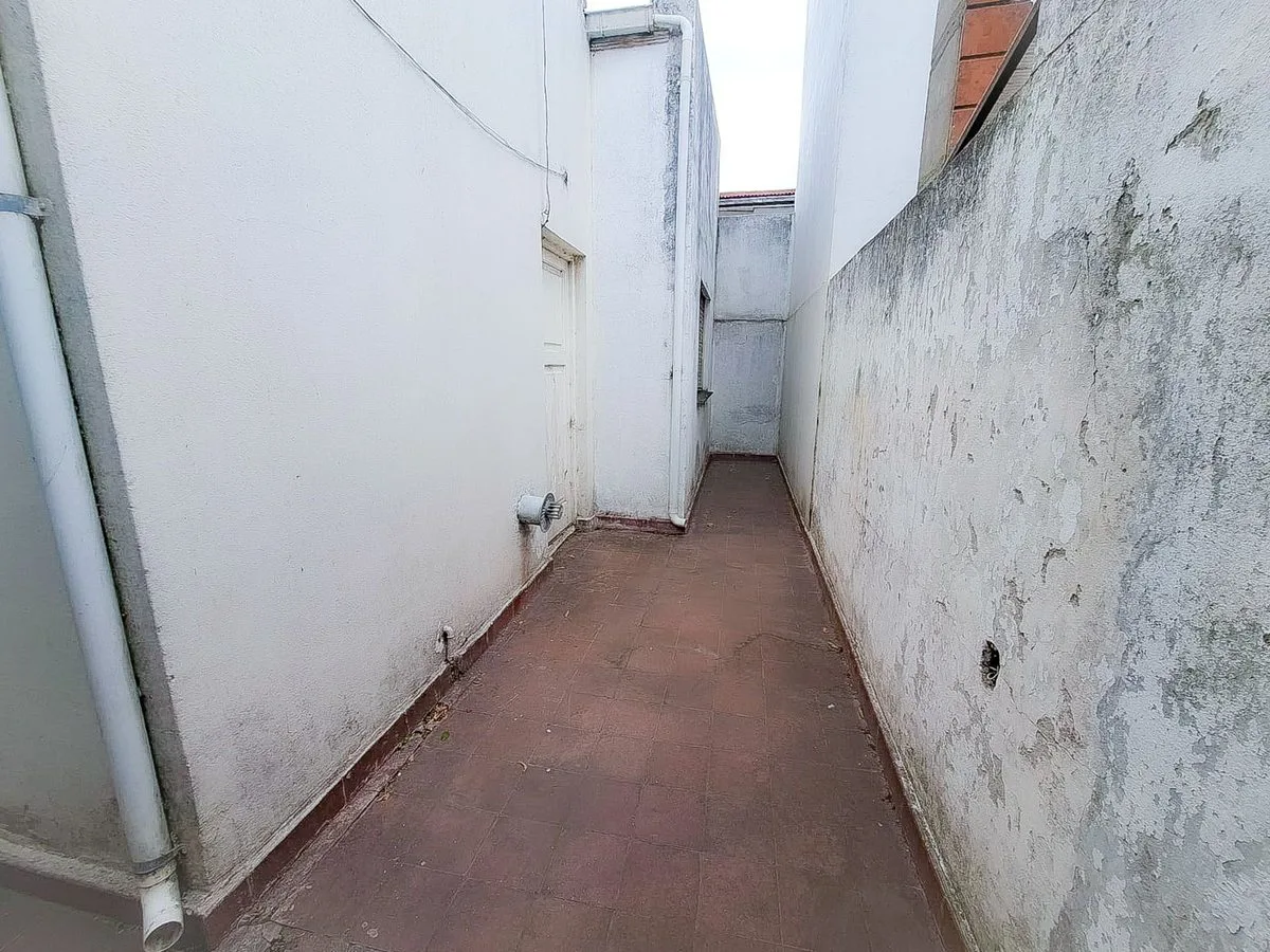Venta PH 3 ambientes con patio zona Puerto foto 5