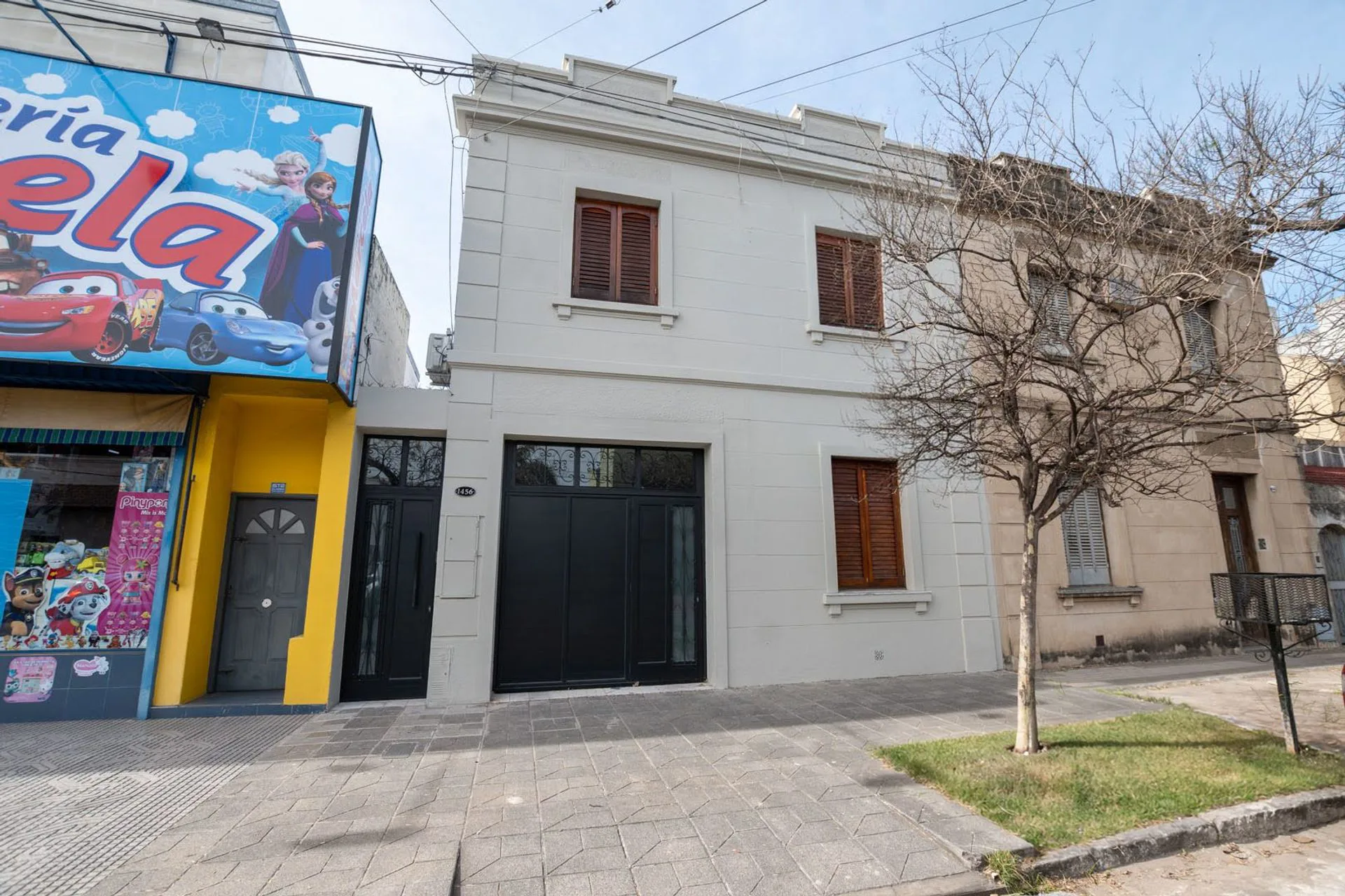 Casa de 4 dormitorios impecable en el Sur. foto 2