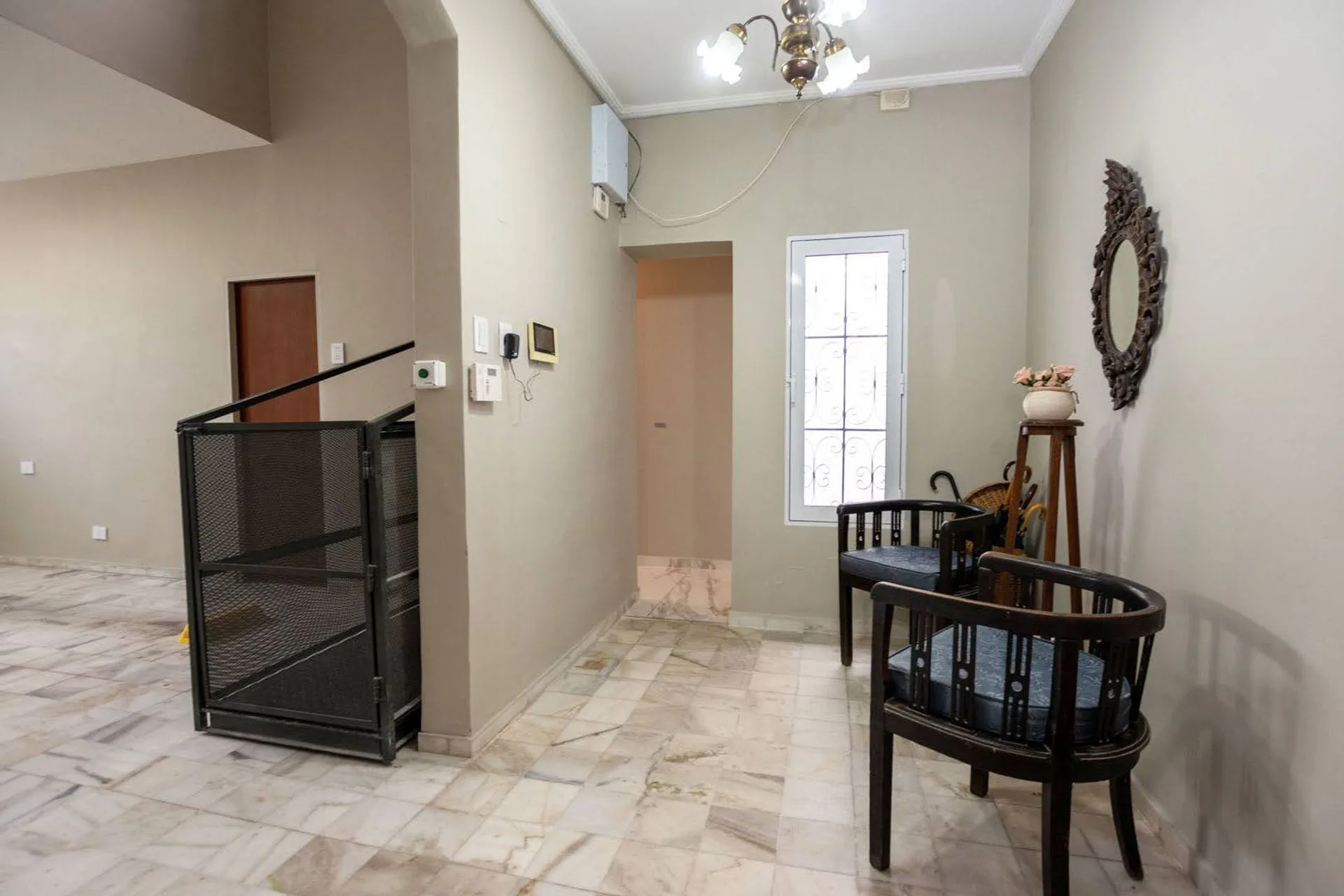 Casa de 4 dormitorios impecable en el Sur. foto 4